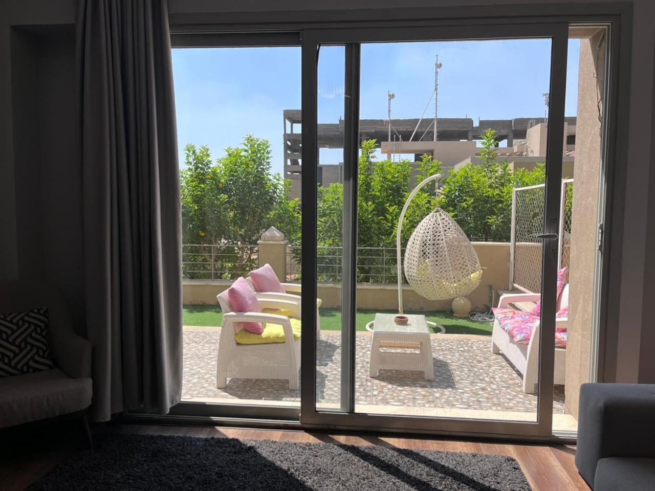 Village Gate- New Cairo- Studio-palm Hills